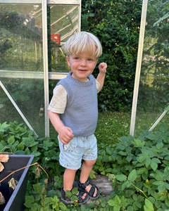 Making For Baby: The Novice Slipover Junior (Petite Knit) Kit with Loyal Wool