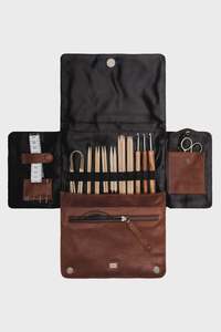 Knitting Bags: Gro Crossbody