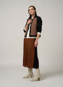 Madly Sweetly: Madly Sweetly: Code Skirt. Cinnamon.