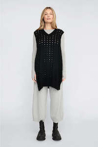 Taylor: Taylor: Textured Assemble Vest. Black.