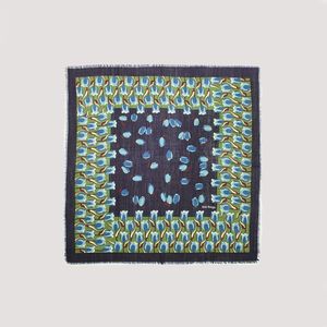 Nice Things: Tulips Garden scarf