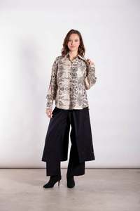 DEEANNE HOBBS: Parnell Pants.