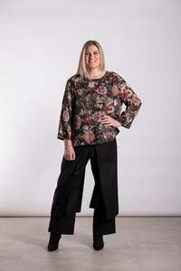 DEEANNE HOBBS: Parnell Pants.