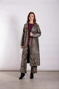 DEEANNE HOBBS: Indulgent Coat