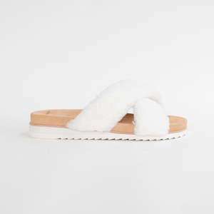Slippers: Rebel II Cream Shearling