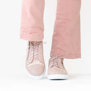 Cabello: Roma P Powder Print