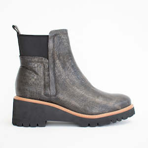 Poppy Tarnish Emboss