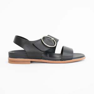Sandals Flat: Willa Black
