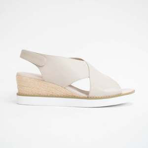 Sandals High: Mila Almond