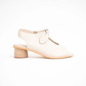 Sandals Mid: Ivy Almond
