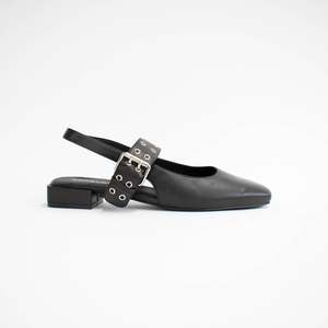 Shoes Flat: Sanon Black Kid
