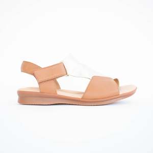 Sandals Flat: Nizki Tan Champagne