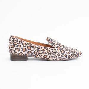 Shoes Flat: Sentry Tan Leopard
