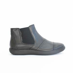 Clarity Black