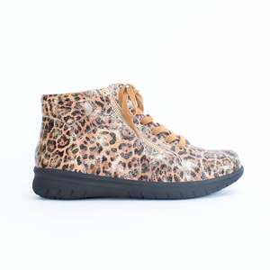 Shaunat Tan Gold Leopard