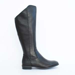 Long Boots: Belky Black Milled