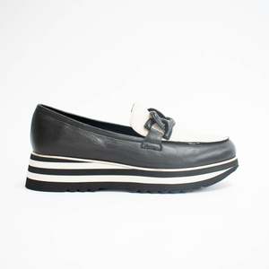 Orthotic Friendly: Eaila Black Milk Leather