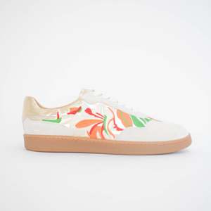 Sneakers: Messina White Gold