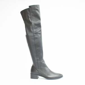 Thanes Black Stretch Smooth