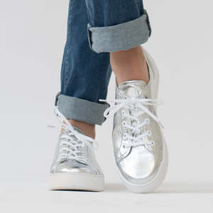 Izzy Silver Linen Emboss
