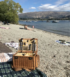 Products: Picnic Basket - Light Wicker 4 person - Wilson & Co