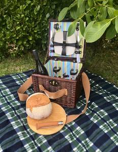 Products: Picnic Basket for 2 LIMITED EDITION - sold out - Wilson & Co