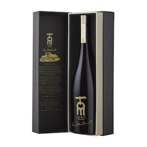 Products: Church Road Tom Chardonnay 2020 750ml