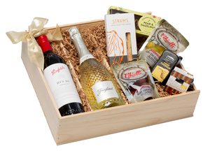 Products: Prosecco, Shiraz & Cheese Wineplus