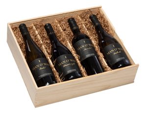 Products: Man O' War Deluxe Wine Gift Box Wineplus
