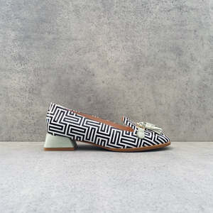 Bresley: Bresley Donica