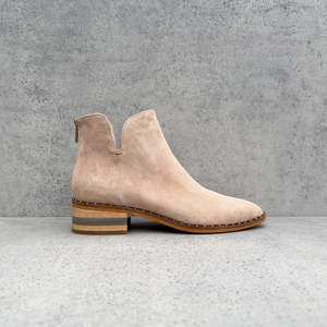 New: DJ Folsoms Boot SS