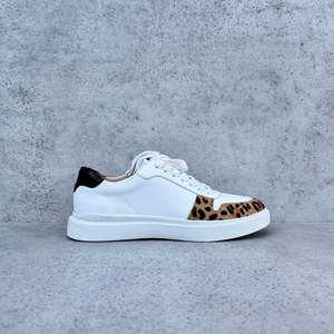 White: EOS Umina WAC