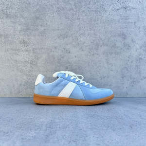 Trainers: EOS Melbaa Sky