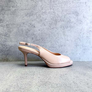 Capelli Rossi: RARE FIND | ONE PAIR - CRSS26/4.1