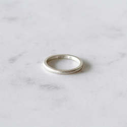 Simplicity Collection: Hammered Ring