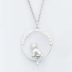 Garden Creatures: Cat Necklace