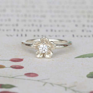 Forget Me Not Ring/ White Gold, Diamond
