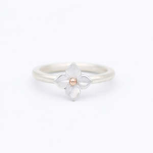 Gratitude Appreciation: Hydrangea Ring/ 9ct Rose Gold and Silver