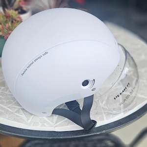 Cycle Helmet Adjustable with Visor White