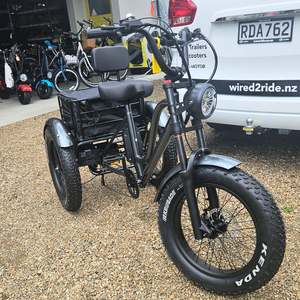 Electric Trike: E-Trike T1 - Silver Grey NEW Bigger Motor, Bigger Battery, Rear Wheel Drive