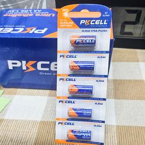 Batteries: 4LR44 5pce hang sell PKCELL