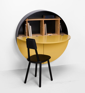 Products: Simple Chair - Wise Owl Property Management