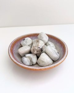 Products: Rainbow Moonstone Tumble Intuition & Transformation With Energy