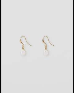 Jewellery: Mother of Pearl Drops