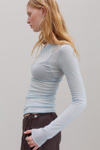 All: Moira Cashmere - Ice Blue
