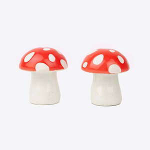 Doiy: Amanita Salt & Pepper