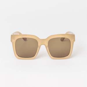 Eyewear: Gwyneth Sunglasses | Cream