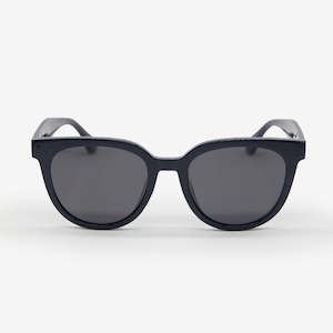 Eyewear: Ophelia Sunglasses | Navy