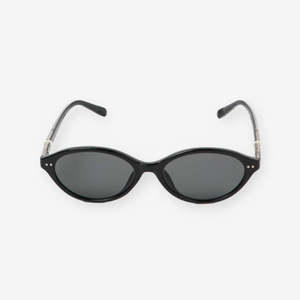 Eyewear: Tatianna Sunglasses | Black