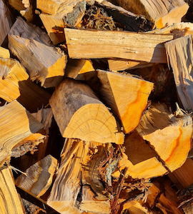 Frontpage: Quality Firewood Pine/Macrocarpa mix (Dry) 6m3